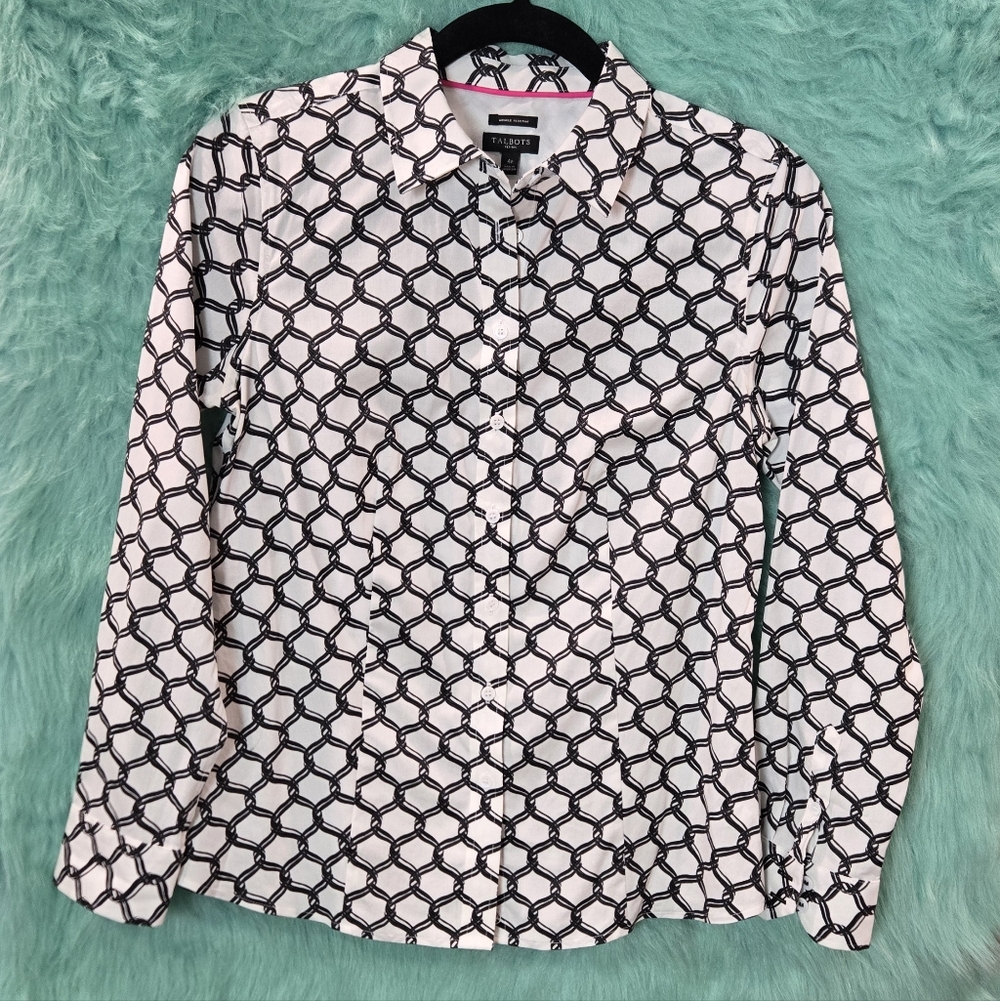 Talbots Petite, White, Black and Gray Pattern Long Sleeve Buttoned Down Top 4P